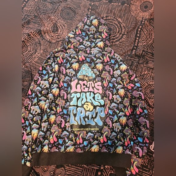 Mushroom Trip Sweater - Picture 4 of 4